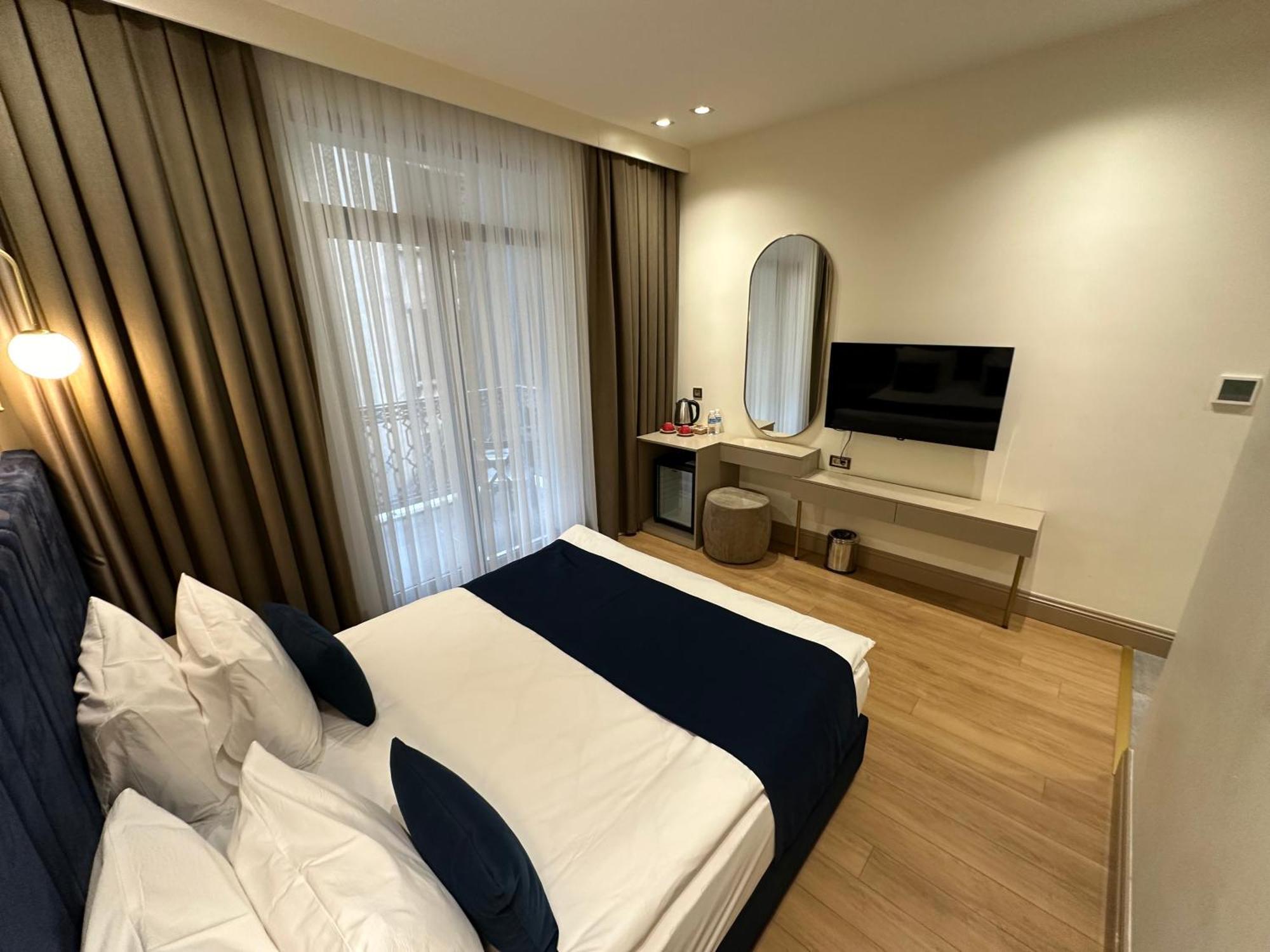 Taksim Bosphorus Hotel Стамбул Экстерьер фото